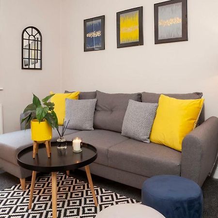 Stylish And Most Central 2 Bed -Free Parking 约克 外观 照片