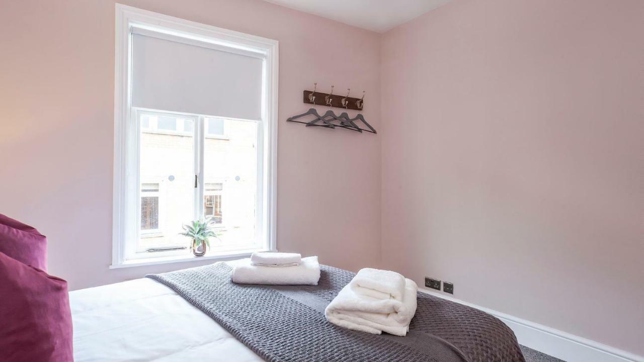 Stylish And Most Central 2 Bed -Free Parking 约克 外观 照片